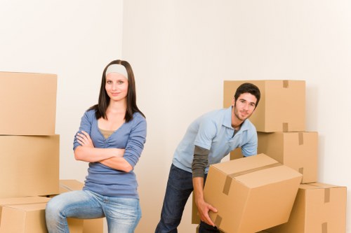Organised moving day essentials for families relocating in Crayford